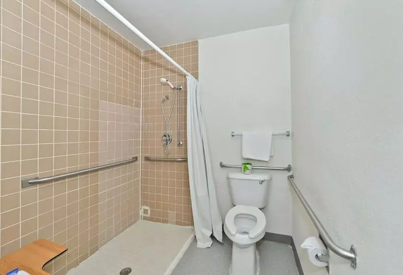 ２ダブルベッドのスタンダードルーム, Americas Best Value Inn Amarillo Airport/grand Street