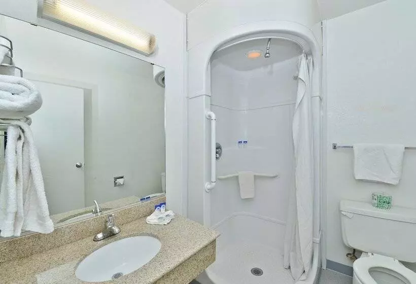 ２ダブルベッドのスタンダードルーム, Americas Best Value Inn Amarillo Airport/grand Street