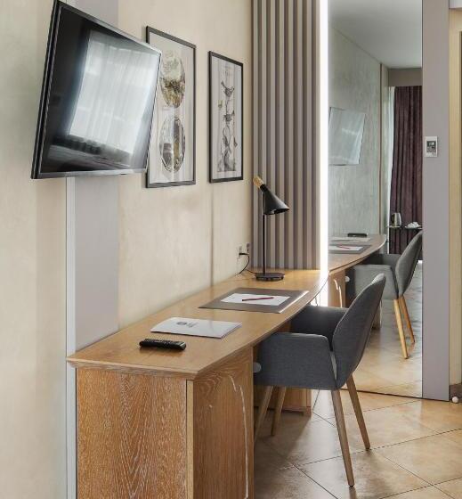 اتاق لوکس, Seepark Hotel Murten