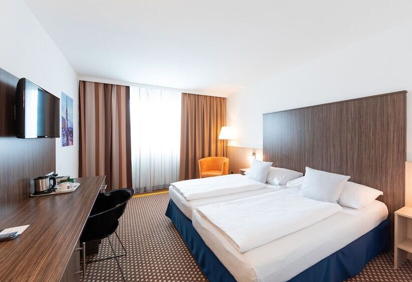 스탠다드 룸 더블 침대, Best Western Smart