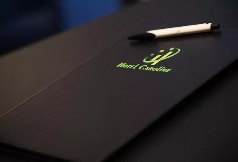 سوئیت جونیور با تراس, Caroline