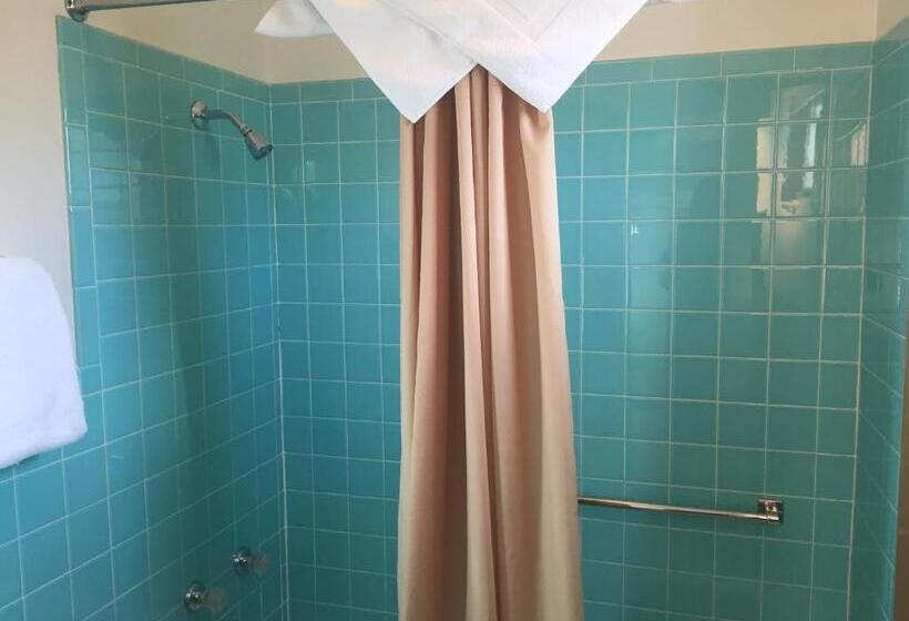 غرفة قياسية, Mansion House Motel