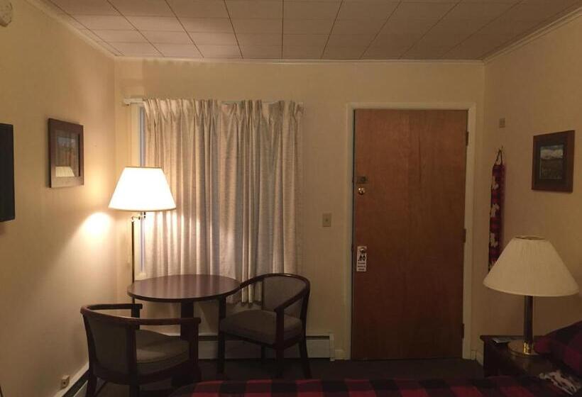 غرفة أساسية, Mansion House Motel