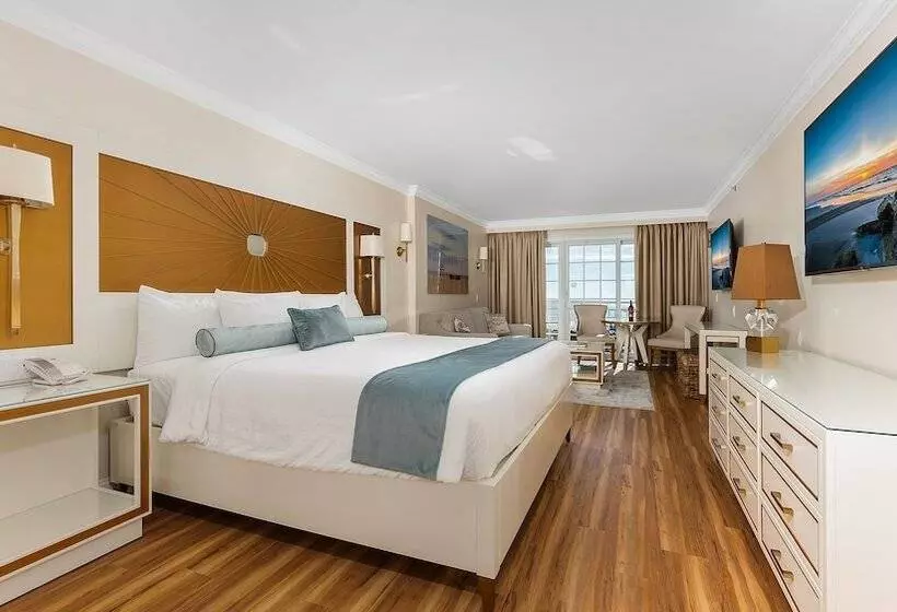 オーシャンビューのプレミアムルーム。, La Mer Beachfront Resort