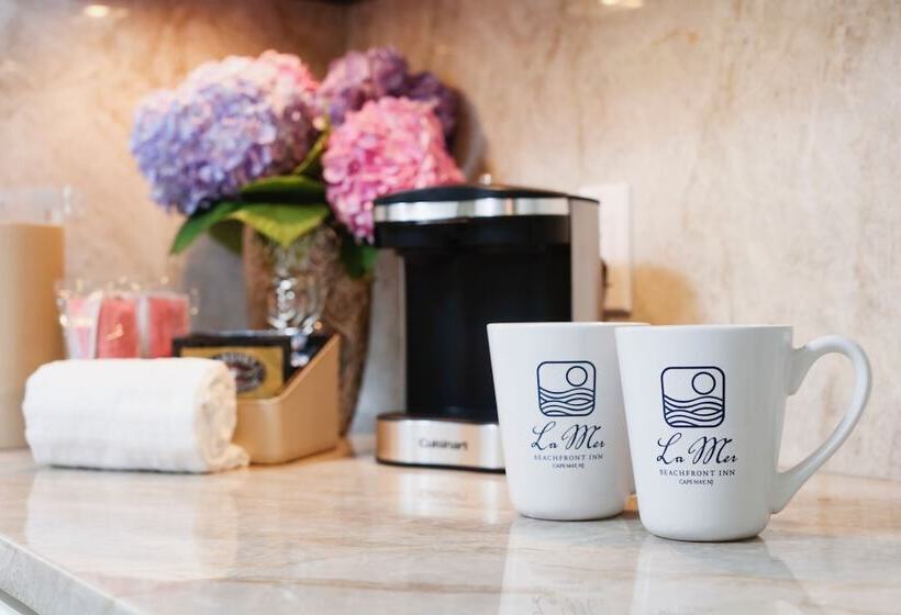 带海景的豪华间, La Mer Beachfront Resort