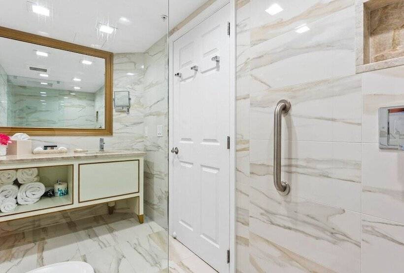 豪华海景房, La Mer Beachfront Resort