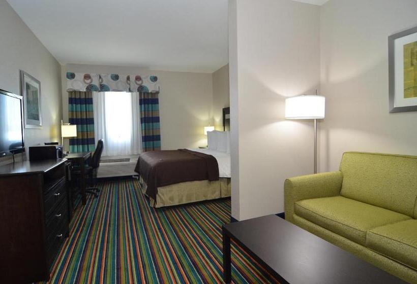 带大床的套房, Quality Inn & Suites Kenedy  Karnes City