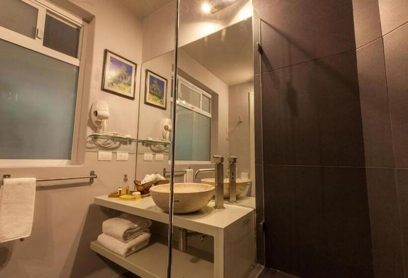 اتاق لوکس, Villa Condesa