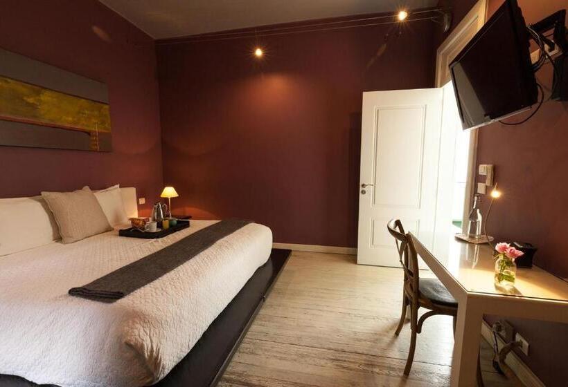 اتاق لوکس, Villa Condesa