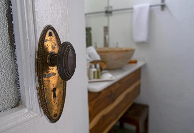 اتاق لوکس, Villa Condesa