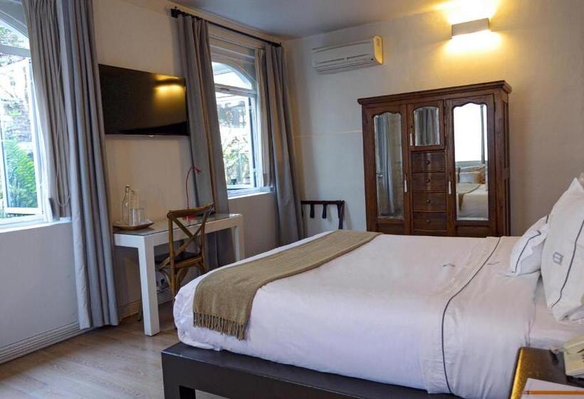 اتاق لوکس, Villa Condesa