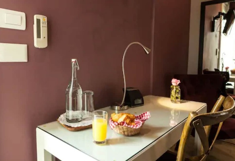 اتاق لوکس, Villa Condesa