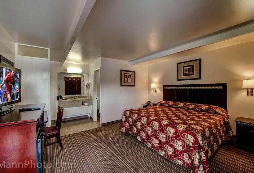 غرفه قياسيه سريرين مزدوجين, Whispering Palms Inn