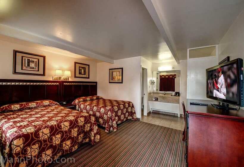 غرفه قياسيه سريرين مزدوجين, Whispering Palms Inn