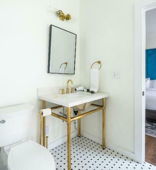 غرفة قياسية, Scarborough Inn