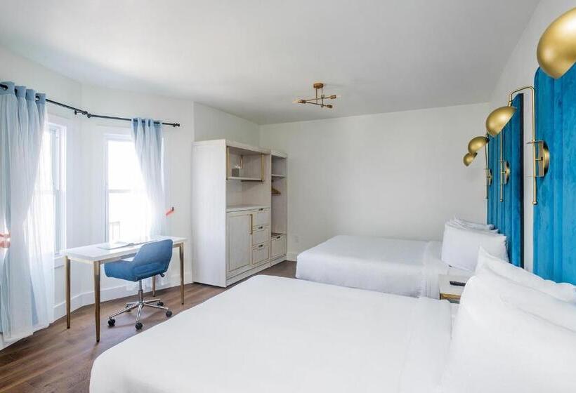 غرفة عائلية, Scarborough Inn