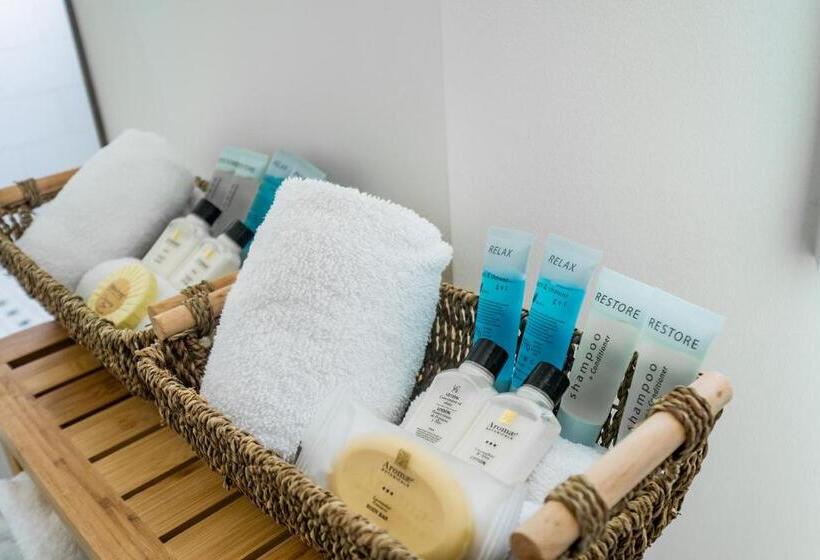 غرفة قياسية, Scarborough Inn