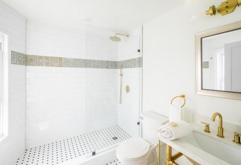 غرفة سوبيريور سرير كينج, Scarborough Inn