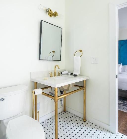 جناح رئاسى, Scarborough Inn