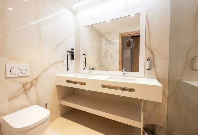 اتاق لوکس با تراس, Gold Arcos 4* Sup