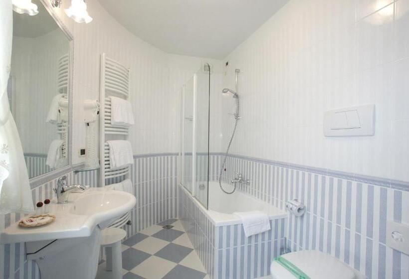 اتاق استاندارد, Ca  San Rocco