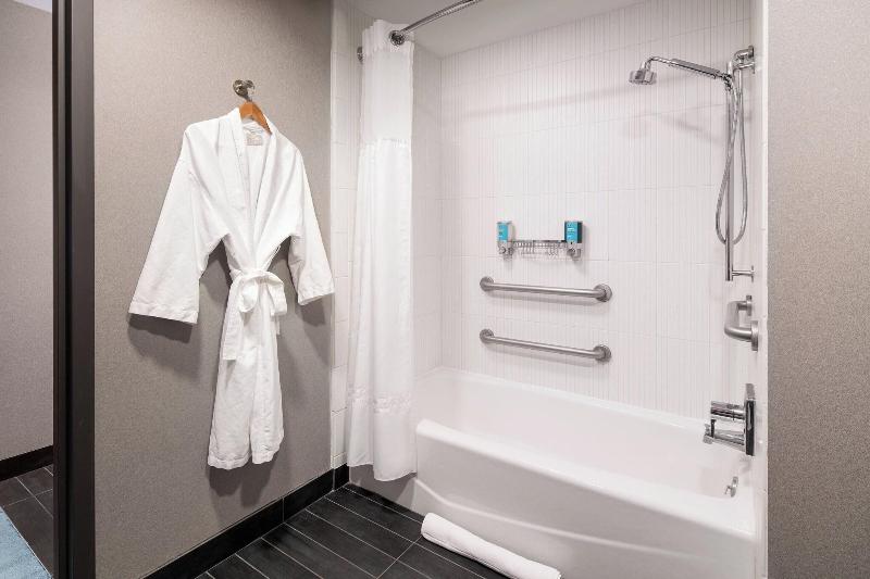 غرفة قياسية سرير كينج, Aloft Cupertino