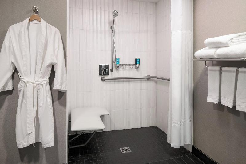 غرفة قياسية سرير كينج, Aloft Cupertino