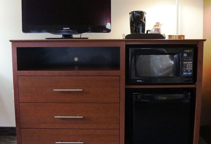 جناح ديلوكس سرير كينج, Americinn By Wyndham Osage