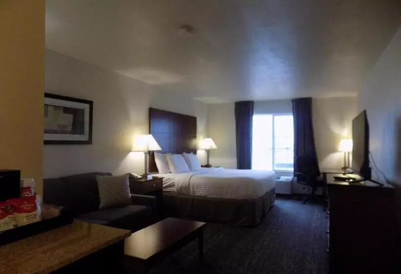キングサイズベッドのスイートルーム, Cobblestone Hotel & Suites Seward
