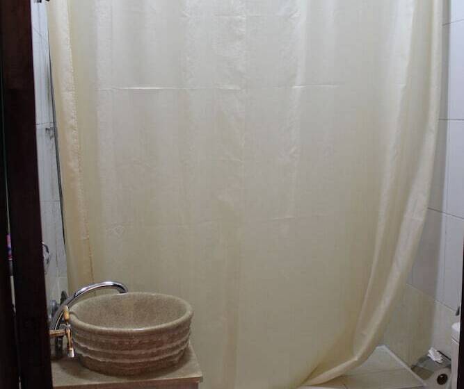 اتاق استاندارد, Royal Home