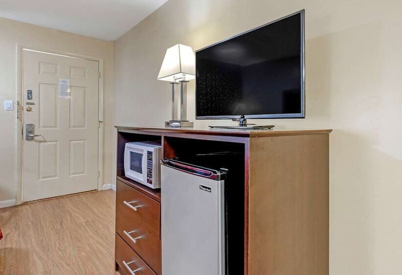 غرفه قياسيه سريرين مزدوجين, Econo Lodge Woodstock  Shenandoah Valley I 81