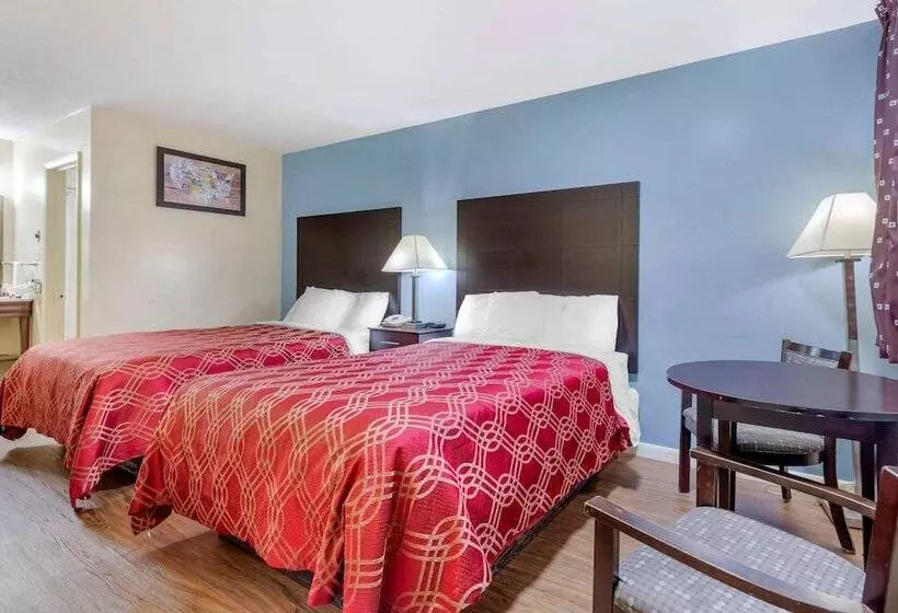 ２ダブルベッドのスタンダードルーム, Econo Lodge Woodstock  Shenandoah Valley I 81