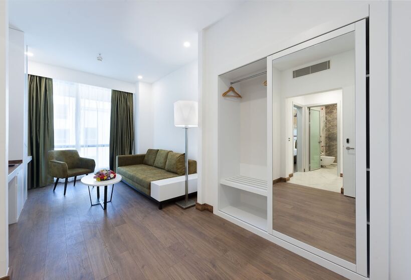 ジュニアスイート, Isg Sabiha Gökçen Airport