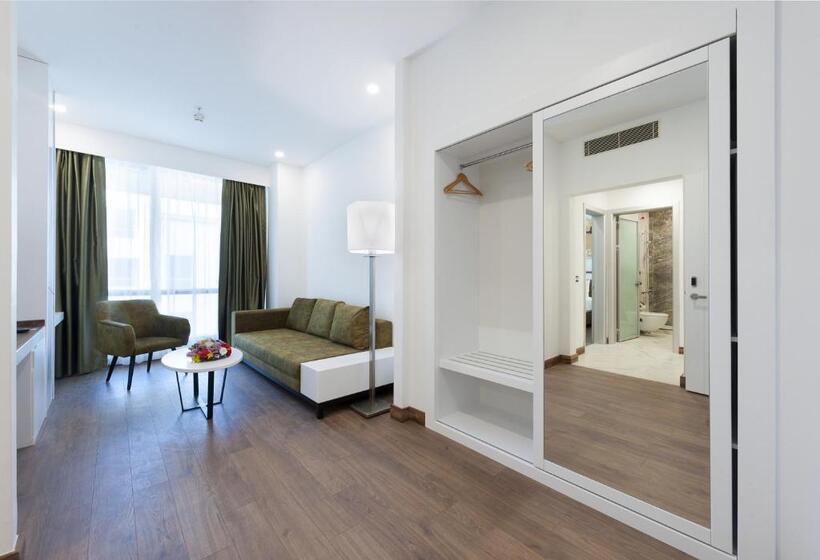 ジュニアスイート, Isg Sabiha Gökçen Airport