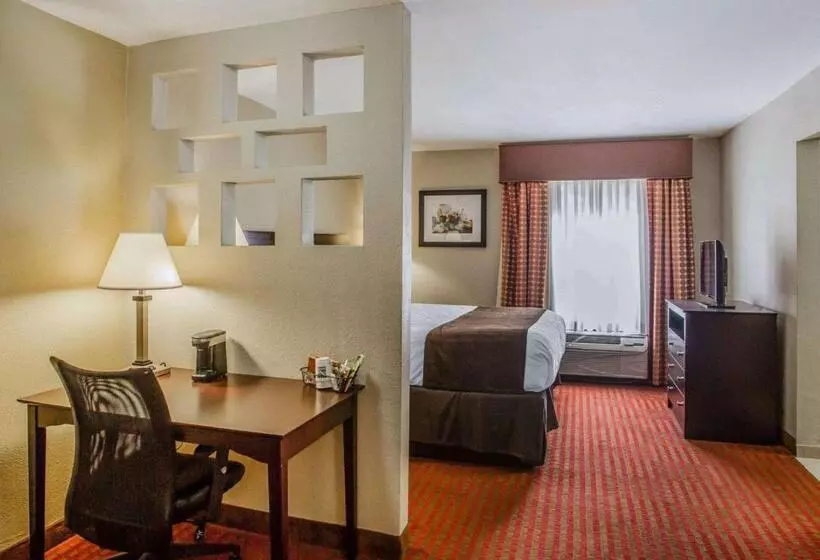 身障者適用スイートルーム, Quality Suites Nashville Airport