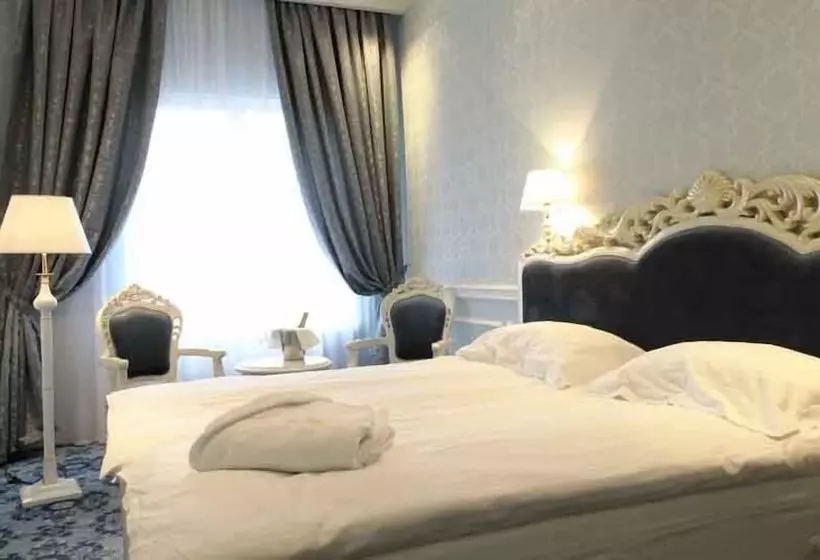 Standard-huone, Royal Congress