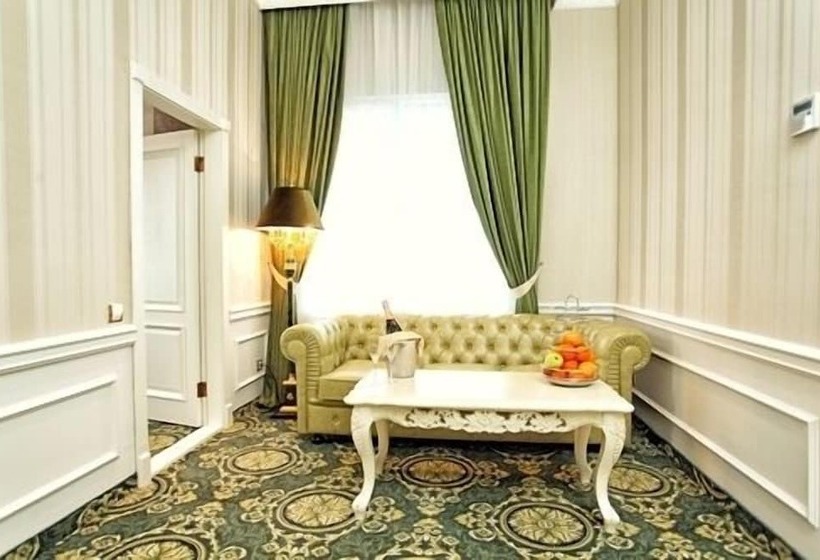 Suite, Royal Congress