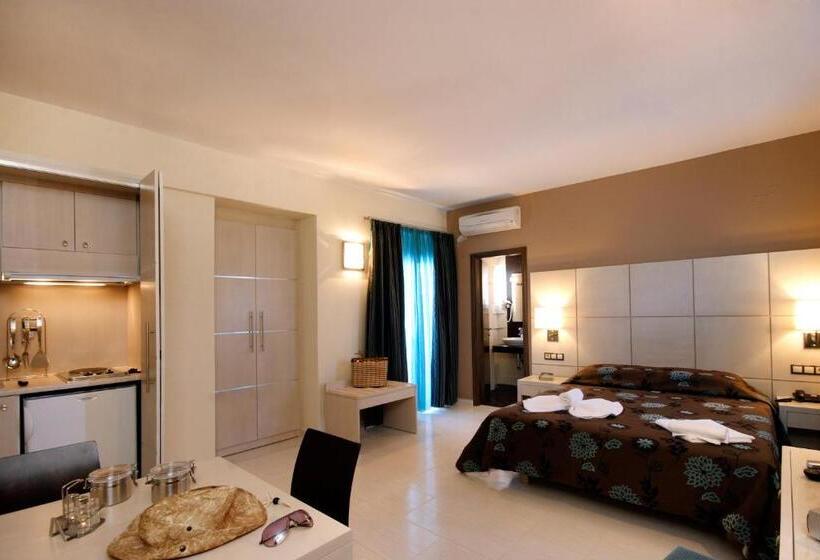 Студия Стандарт Вид на Море, Theros