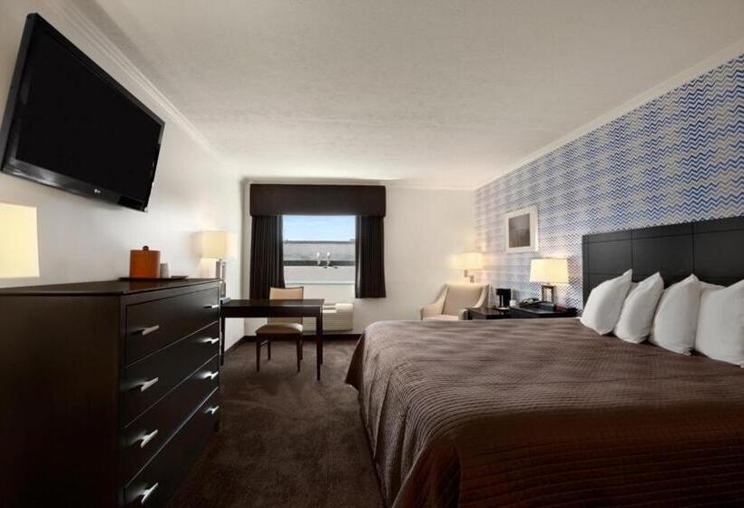 Стандартный Номер Кровать Кинг, Travelodge By Wyndham Hubbard Oh