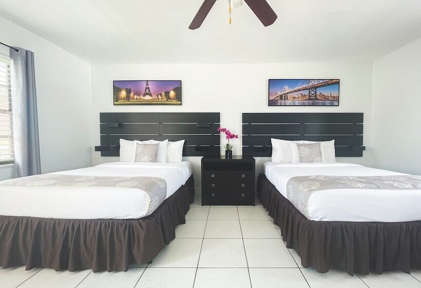 غرفة ديلوكس, The Blue Wave