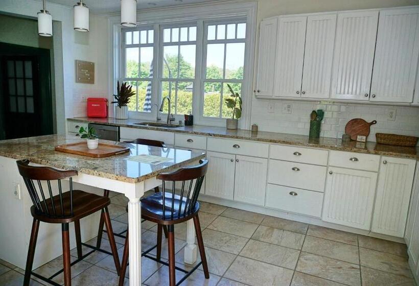 غرفة عائلية مطلّة علي البحر, Seascape Motel & Cottages