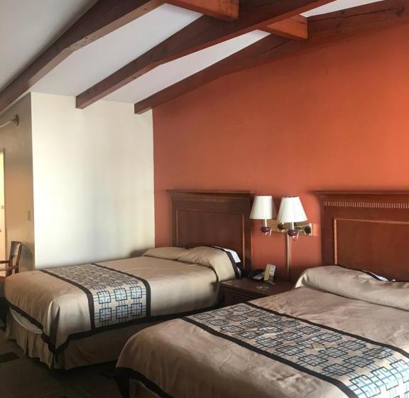 Номер Стандарт, Wayfarer Motel