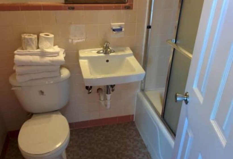 Номер Стандарт, Wayfarer Motel