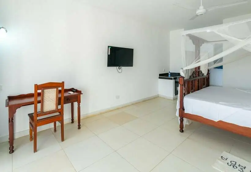 اتاق لوکس با چشمانداز استخر, African Dada Resort And Spa