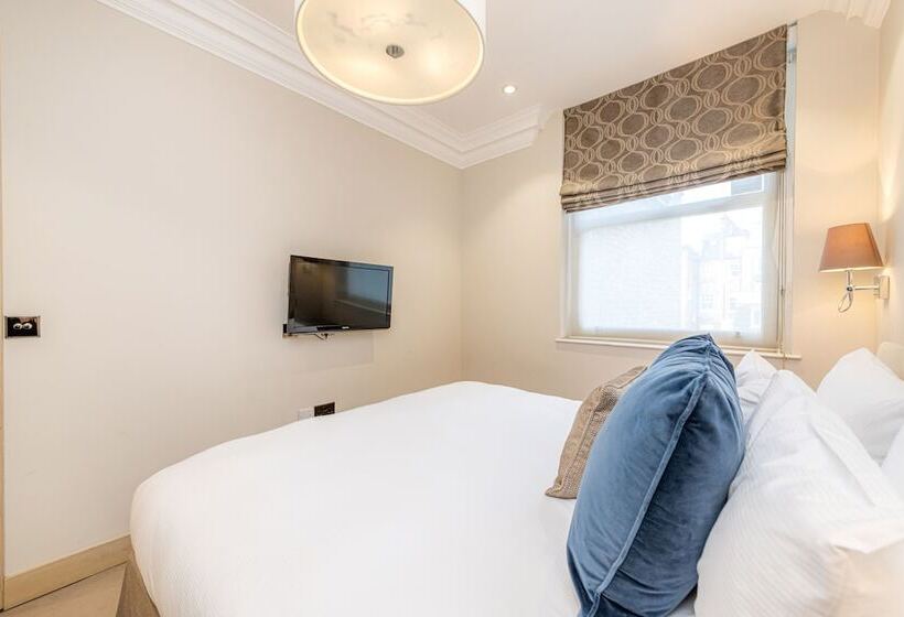 דירת דלוקס 2 חדרי שינה, Claverley Court