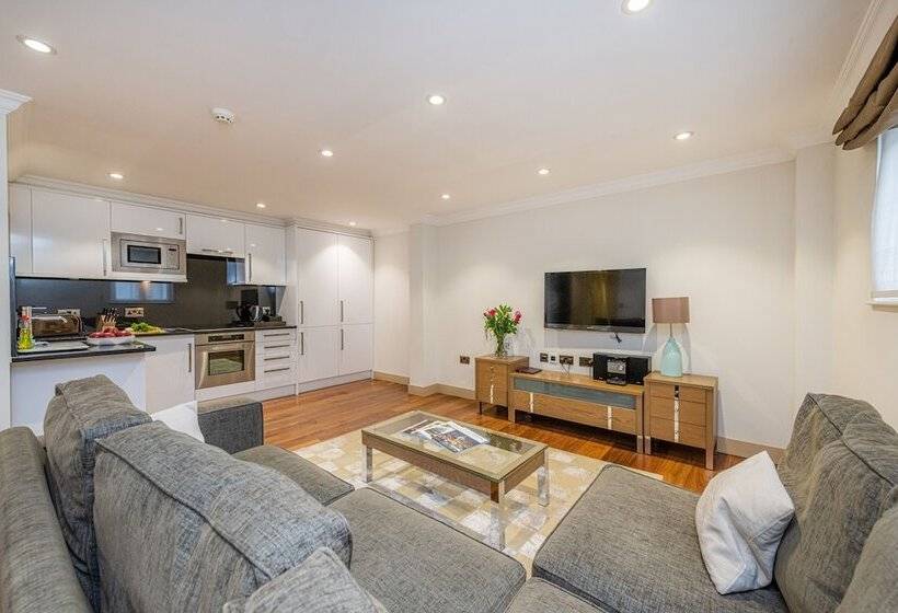 آپارتمان اجرایی 1 خوابه, Claverley Court