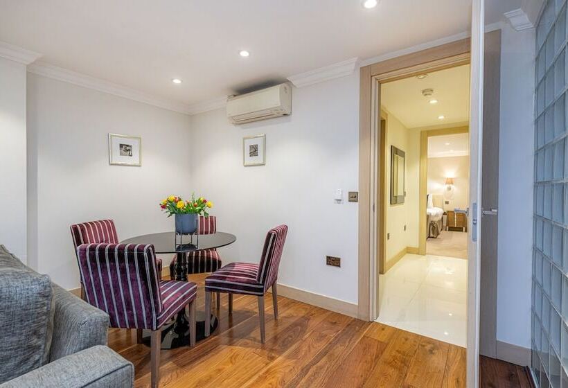 آپارتمان اجرایی 1 خوابه, Claverley Court