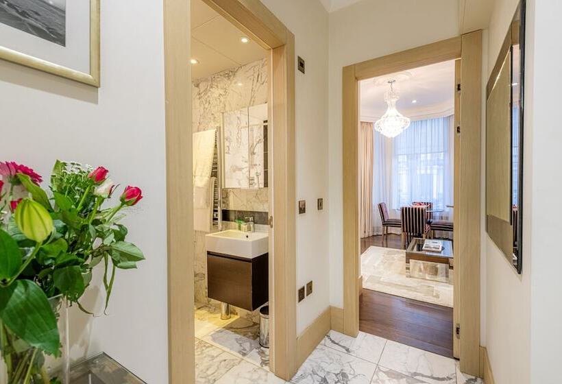 آپارتمان سوپریور 1 خوابه, Claverley Court