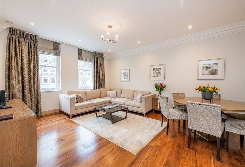 آپارتمان مدیریتی 2 خوابه, Claverley Court