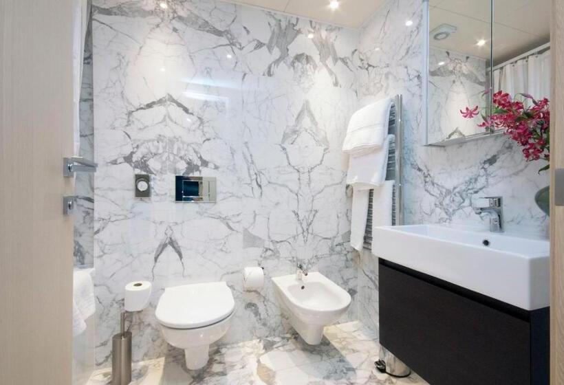 آپارتمان اجرایی 1 خوابه, Claverley Court